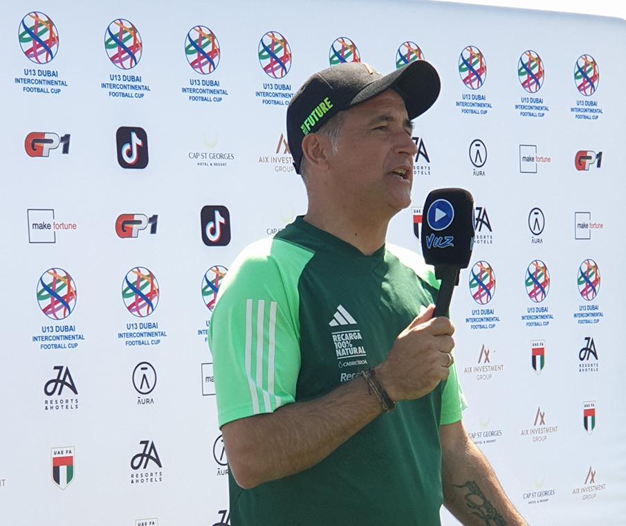  (مدرب فريق يو١٣ آر سي سيلتا) مقابلة مع ميسا